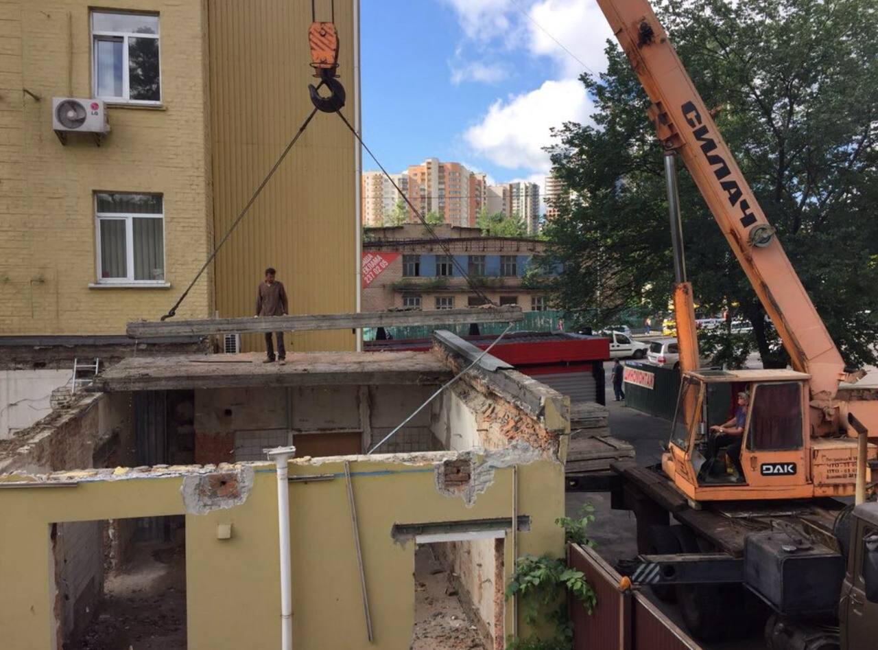 Безпечний демонтаж конструкцій